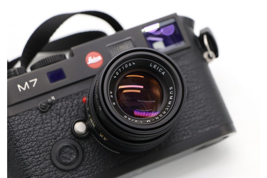 Leica M7 + Summicron-M 2/50 (Germany)