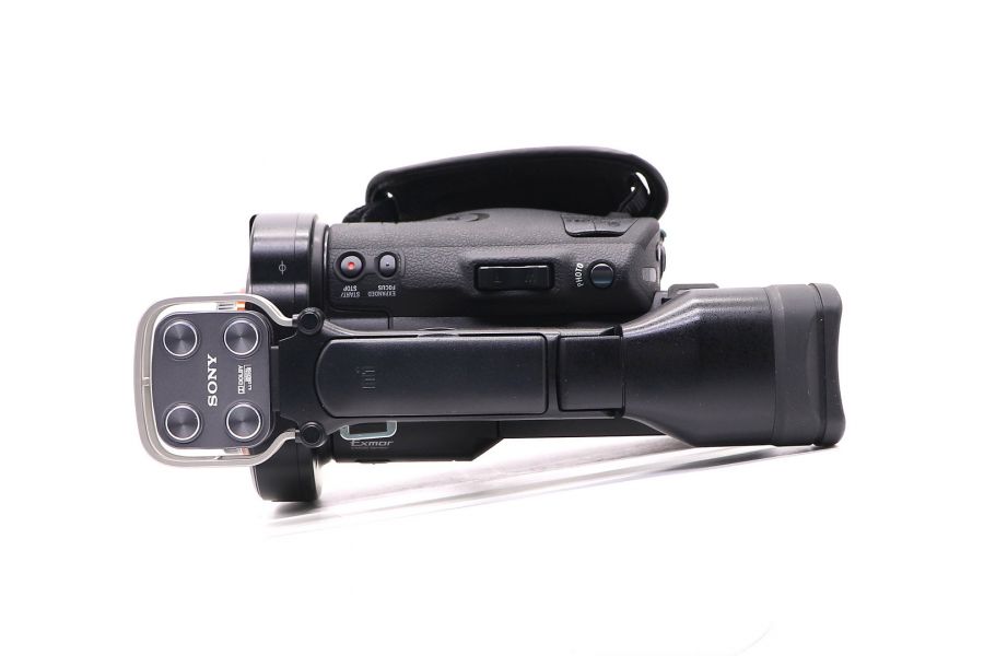 Видеокамера Sony NEX-VG900E