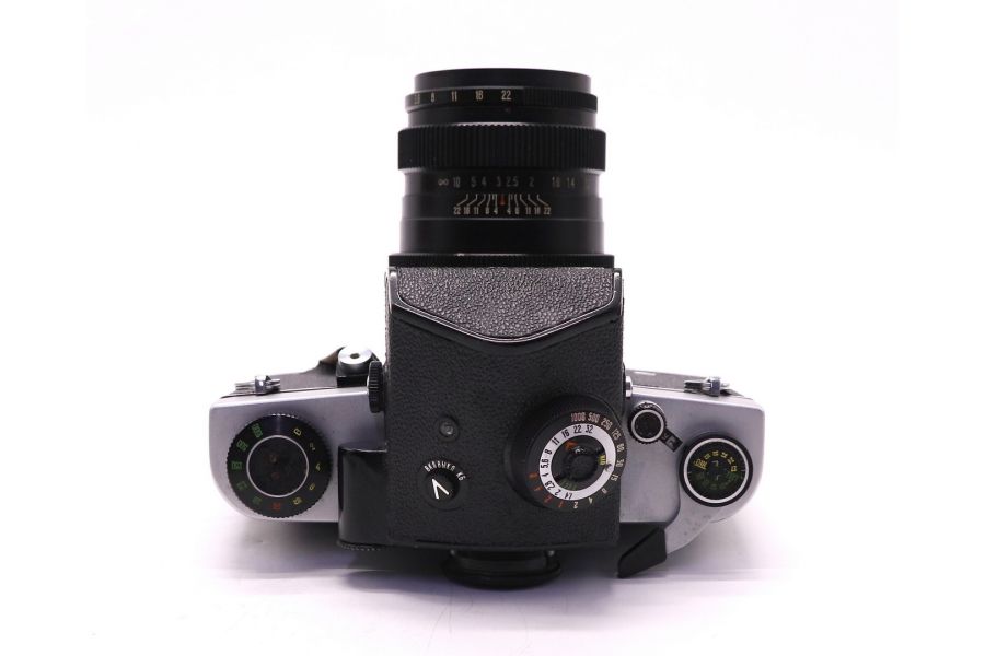 Фотокамера Киев 6С + Вега-12Б (СССР, 1980)