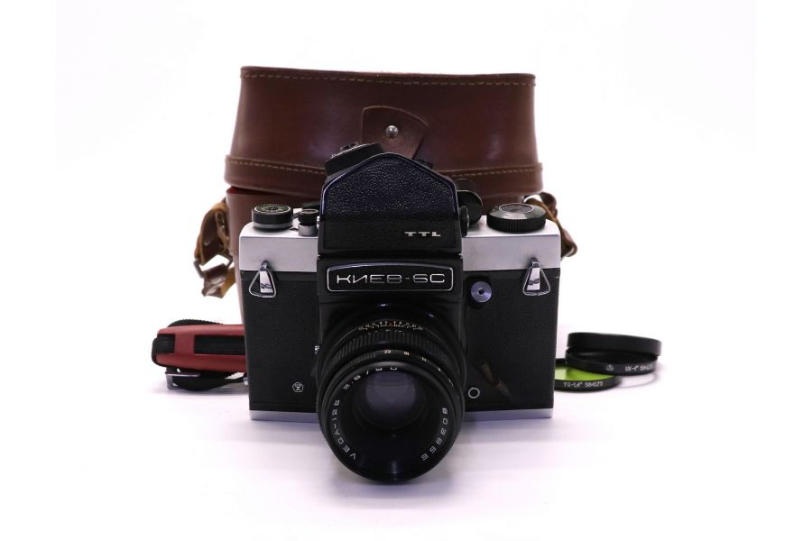 Фотокамера Киев 6С + Вега-12Б (СССР, 1980)