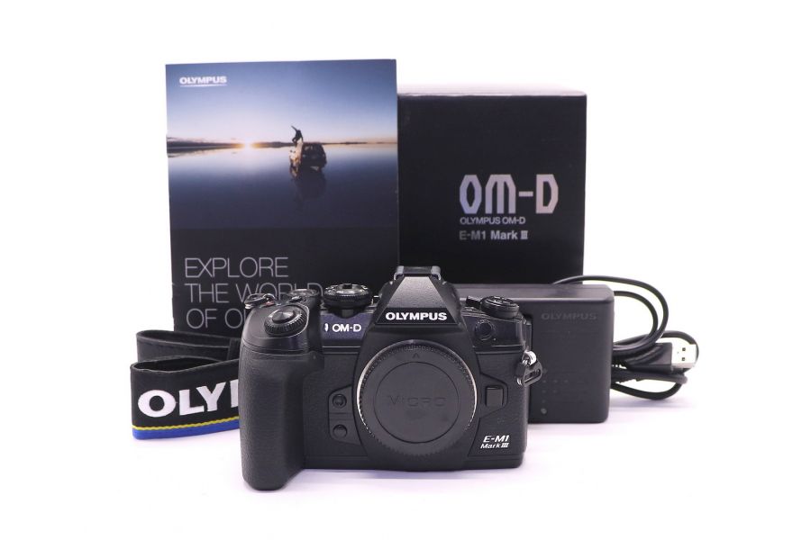 Olympus OM-D E-M1 Mark III body в упаковке (пробег 3325 кадров)