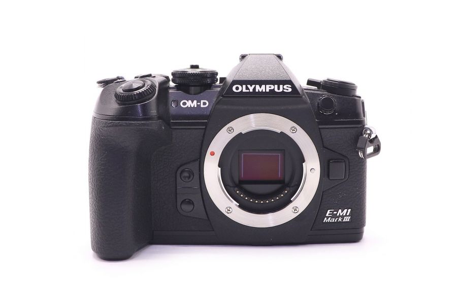 Olympus OM-D E-M1 Mark III body в упаковке (пробег 3325 кадров)