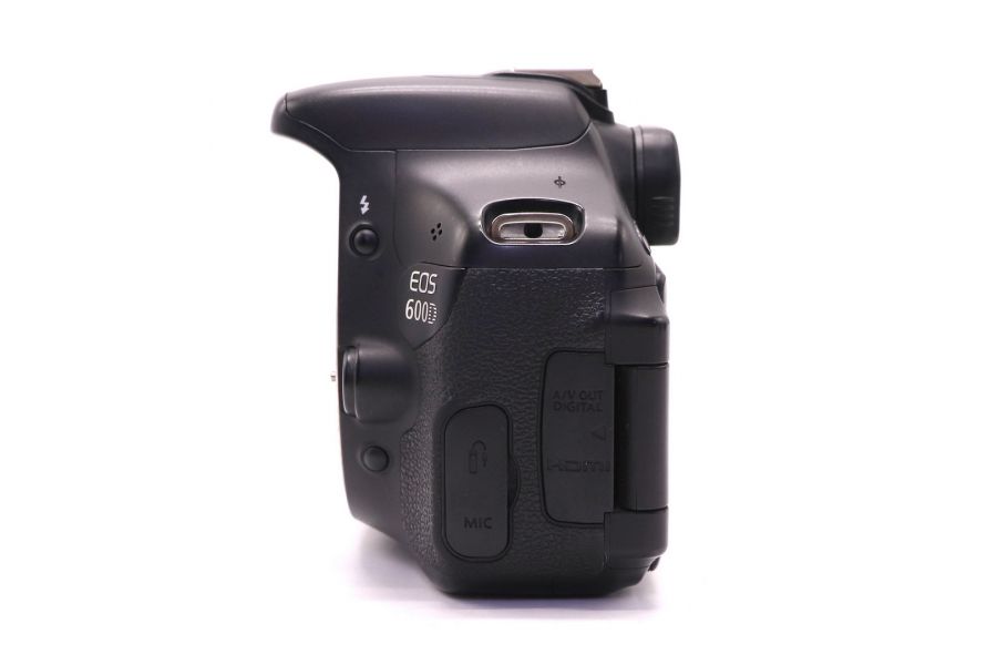 Canon EOS 600D body (пробег 23000 кадров)