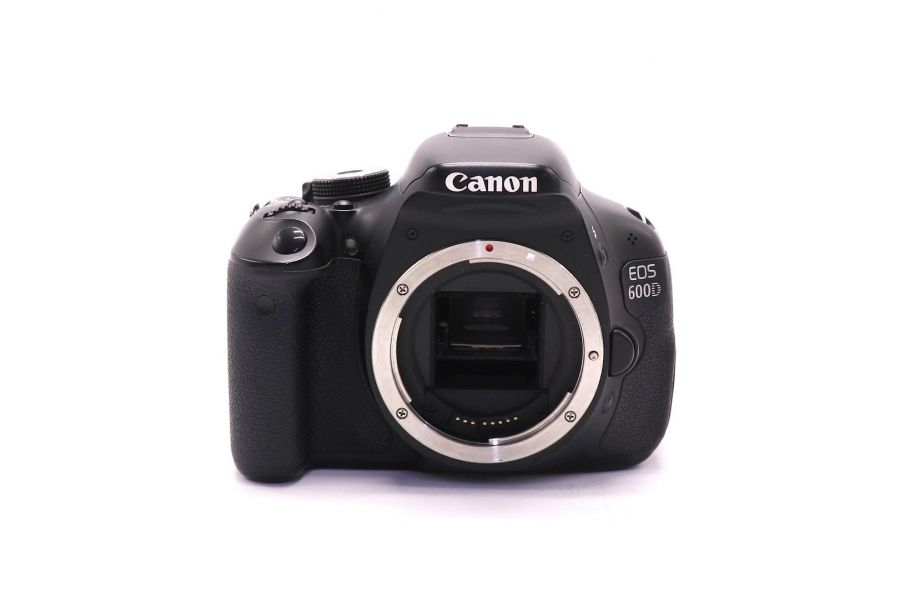Canon EOS 600D body (пробег 23000 кадров)