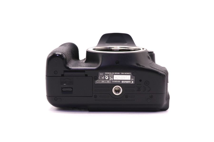 Canon EOS 600D body (пробег 23000 кадров)