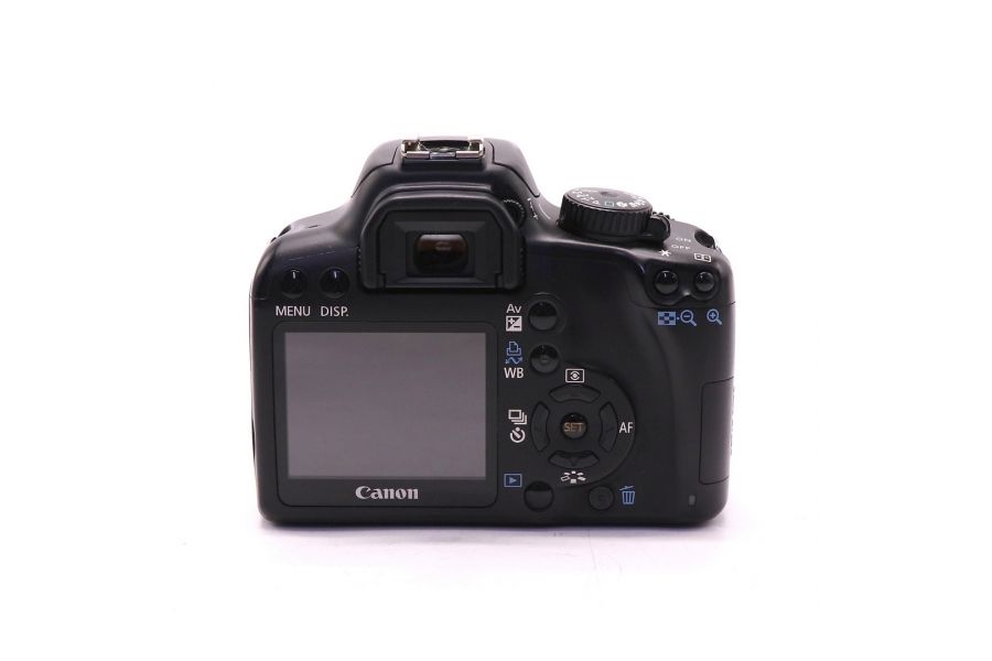 Canon EOS 1000D kit (пробег 10500 кадров)
