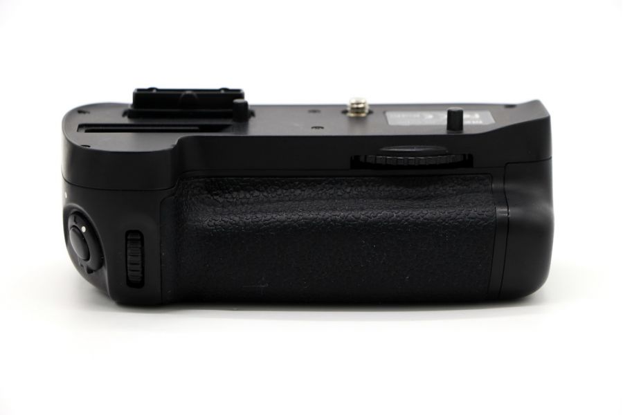 Батарейная ручка Meike MK-D7100