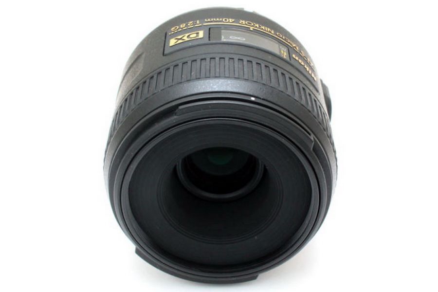 Nikon 40mm f/2.8G AF-S DX micro Nikkor в коробке