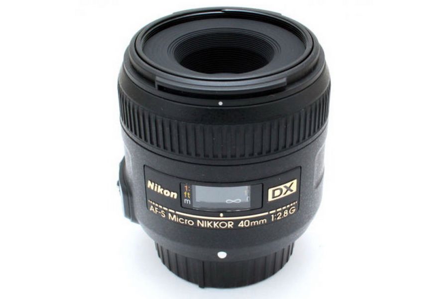 Nikon 40mm f/2.8G AF-S DX micro Nikkor в коробке