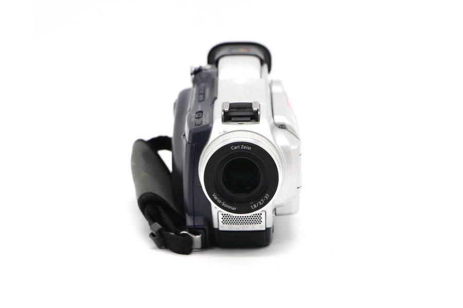 Видеокамера Sony DCR-TRV25E