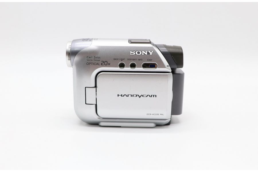 Видеокамера Sony DCR-HC22E