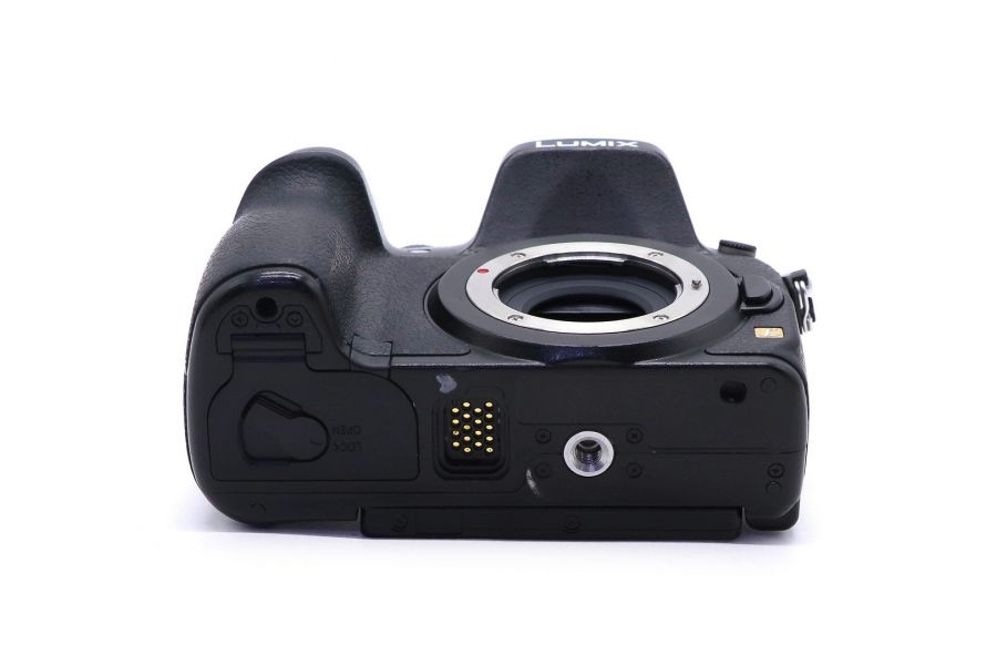 Panasonic Lumix DMC-GH3 body (пробег 9852 кадра)