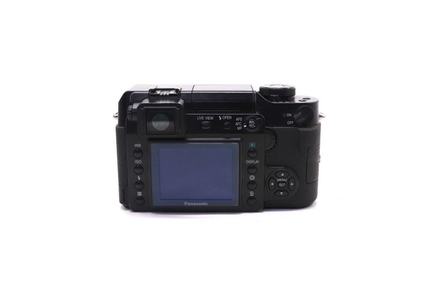 Panasonic Lumix DMC-L1 в упаковке