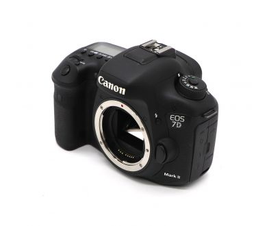 Canon EOS 7D Mark II body (пробег 7005 кадров)