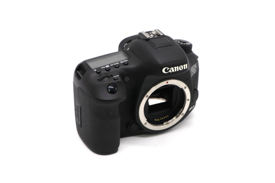 Canon EOS 7D Mark II body (пробег 7005 кадров)