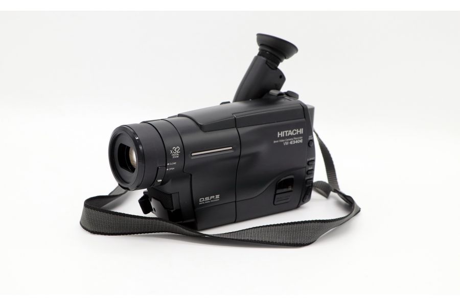 Видеокамера Hitachi VM-E340E