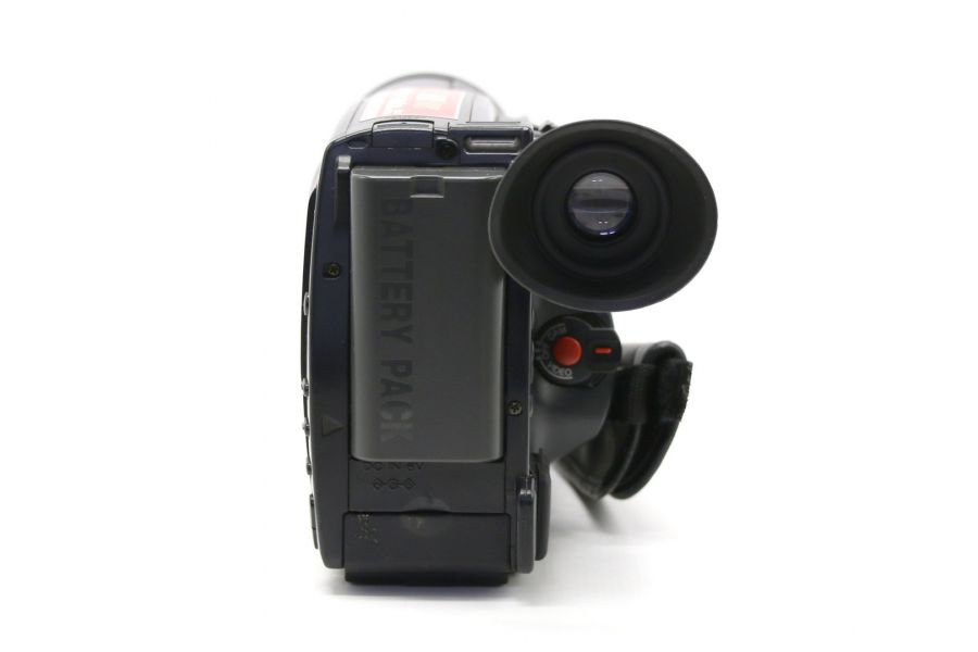 Видеокамера Hitachi VM-E340E