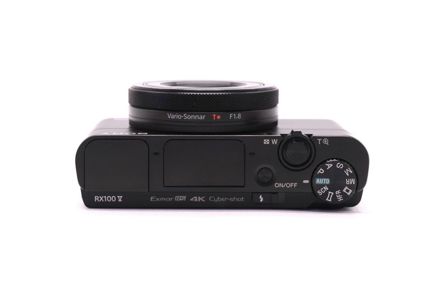 Sony Cyber-shot DSC-RX100M5 в упаковке