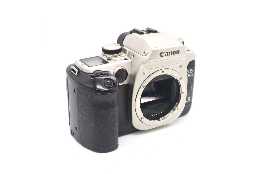 Canon EOS 50E body (Japan)