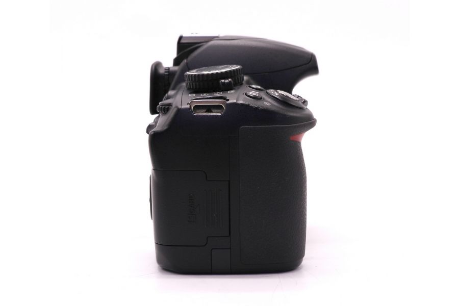 Nikon D3100 body (пробег 16495 кадров)