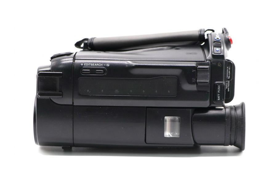 Видеокамера Sony CCD-TR710E