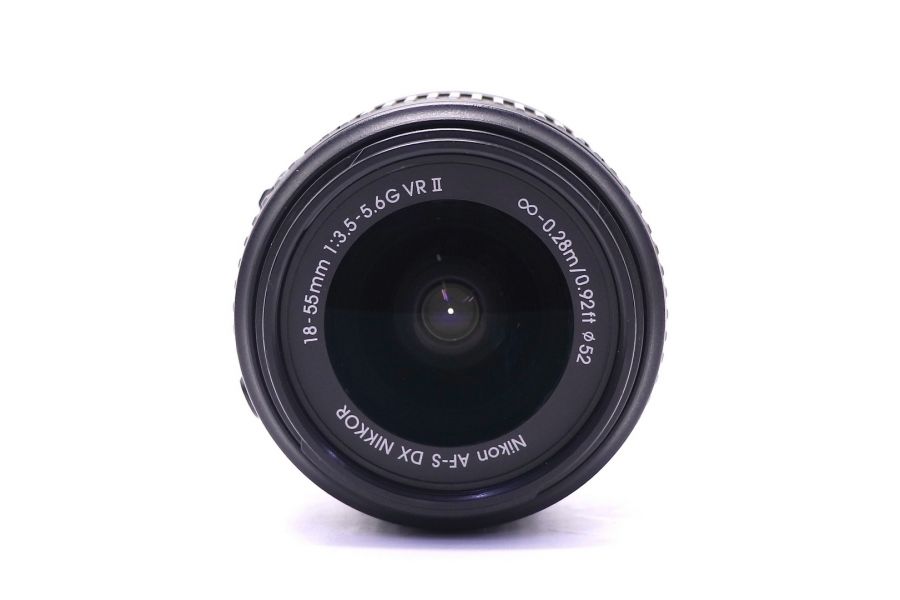 Nikon 18-55mm f/3.5-5.6G AF-S VR II DX Zoom-Nikkor в упаковке