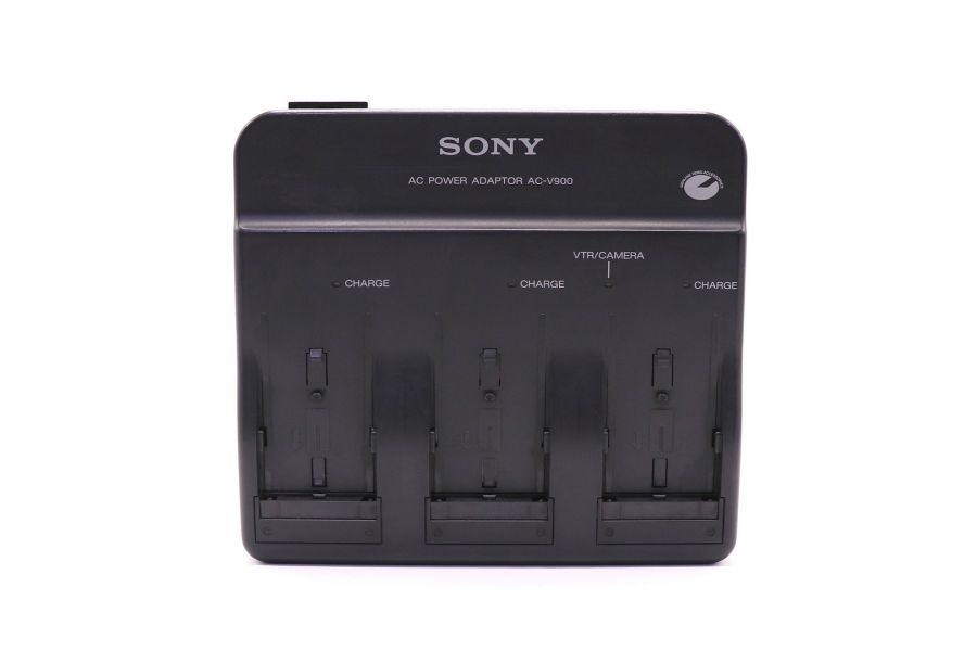 Зарядное устройство Sony AC-V900