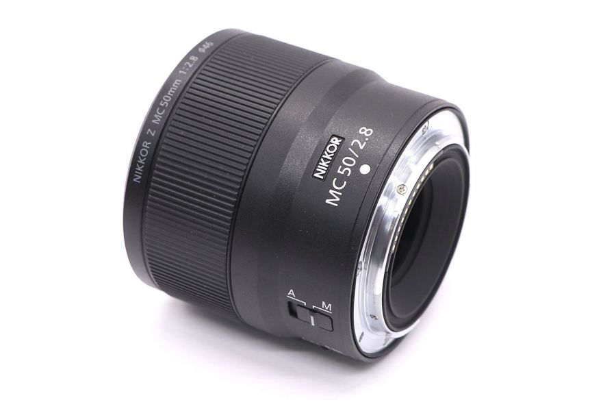 Nikon NIKKOR Z MC 50mm f/2.8 в упаковке