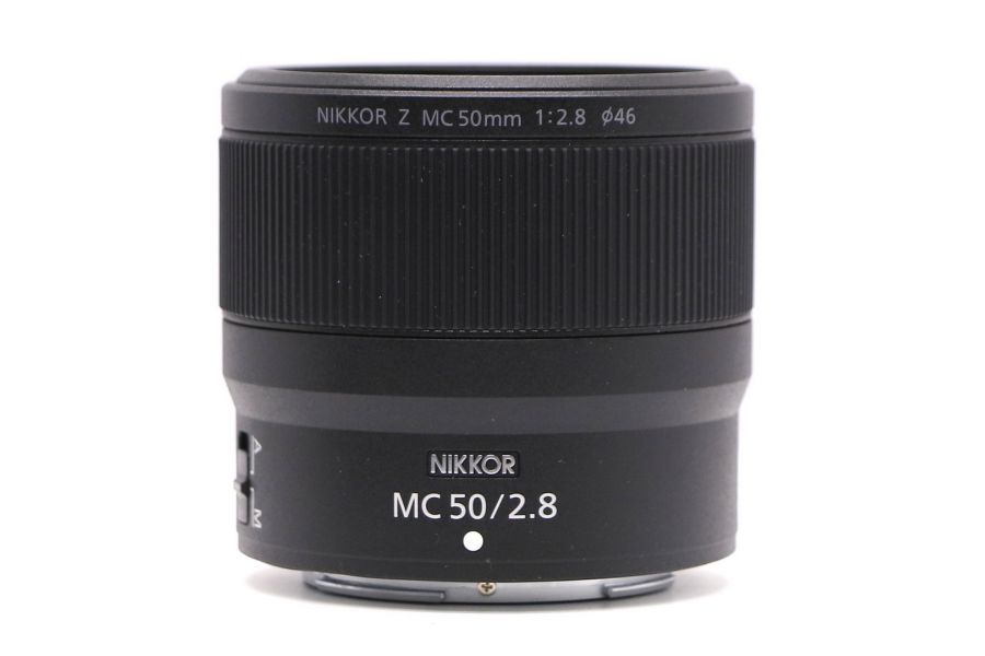 Nikon NIKKOR Z MC 50mm f/2.8 в упаковке