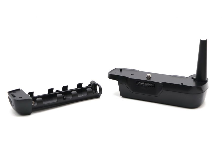 Батарейная ручка Nikon MB-17 б/у