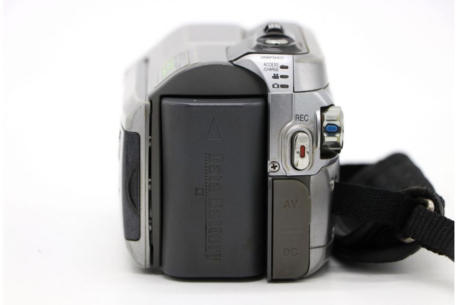 Видеокамера JVC GZ-MG145ER