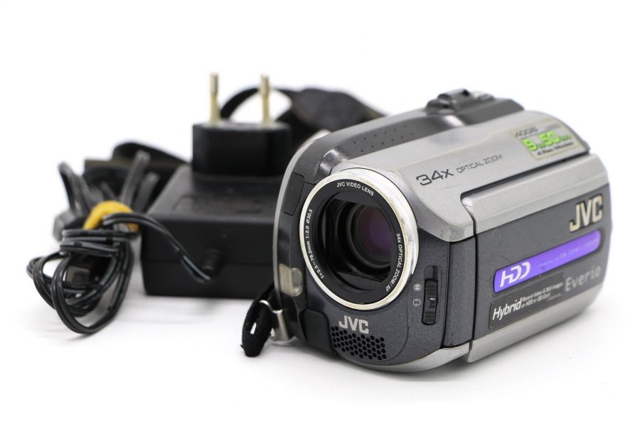 Видеокамера JVC GZ-MG145ER