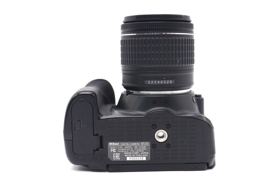 Nikon D5300 kit в упаковке (пробег 79340 кадров)
