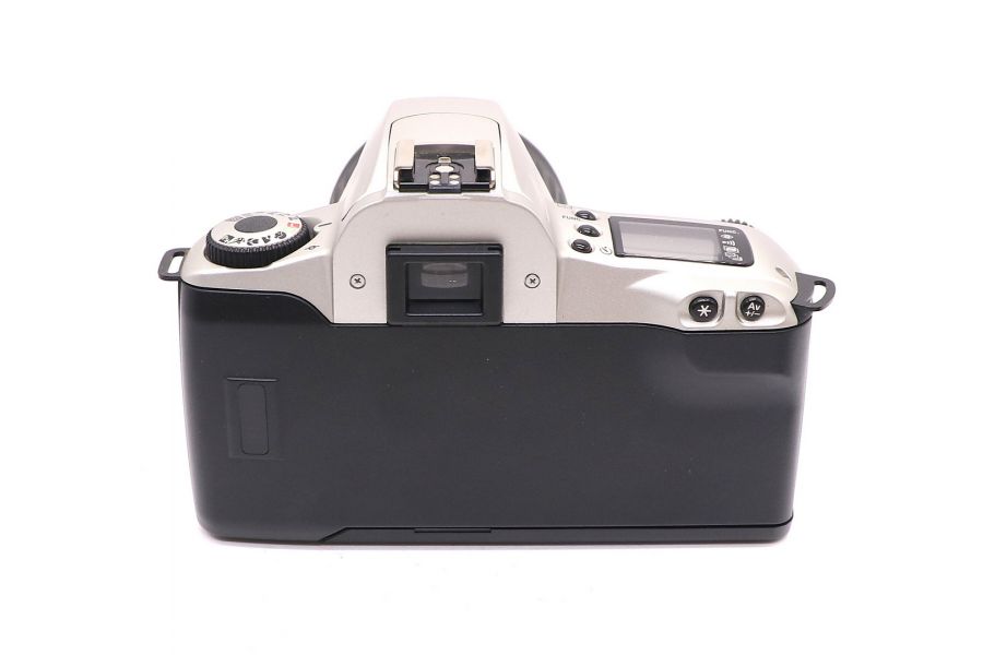 Canon EOS 300 + 28-90mm f/4-5.6 II