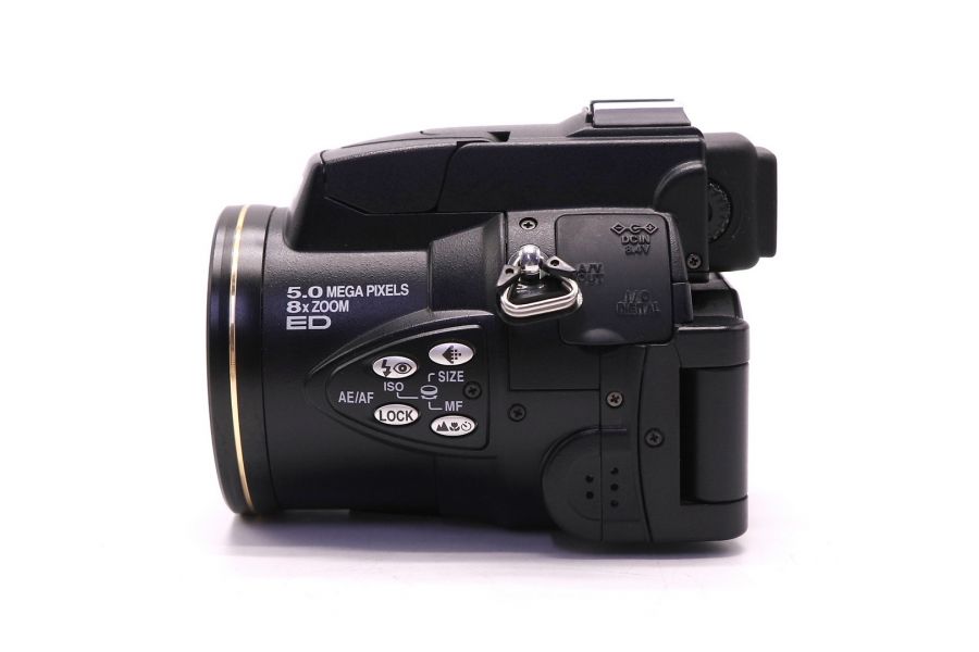 Nikon Coolpix 5700 (Japan, 2005)