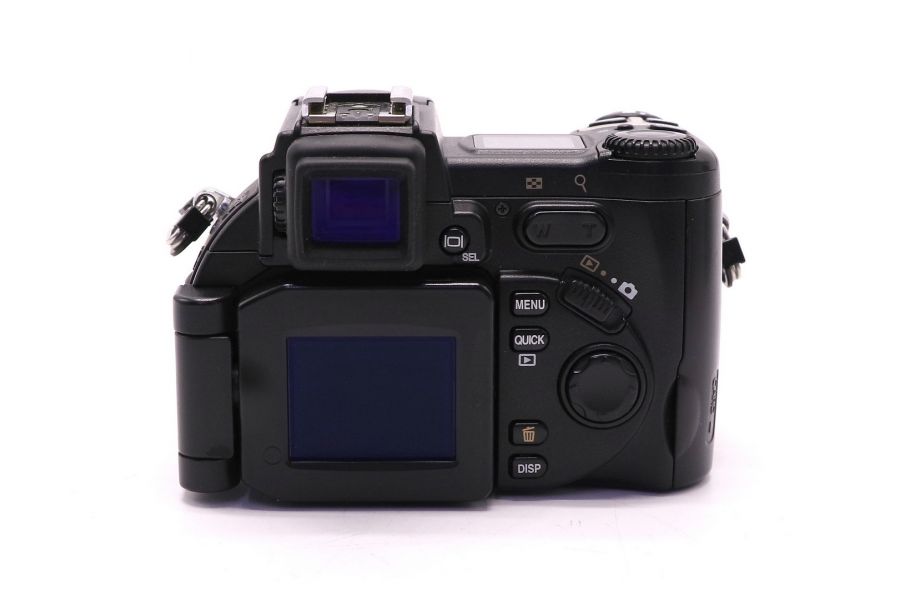 Nikon Coolpix 5700 (Japan, 2005)