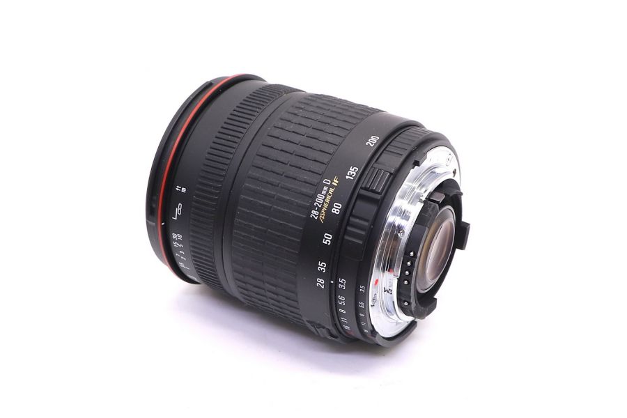 Sigma AF 28-200mm f/3.5-5.6 ASP MACRO Compact Hyperzoom Nikon F