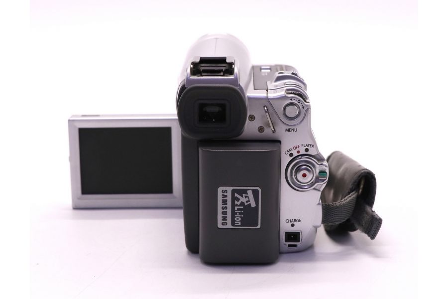 Видеокамера Samsung VP-D93i в упаковке