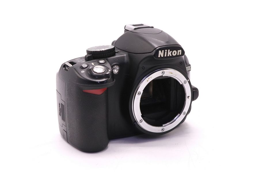 Nikon D3100 body (пробег 13450 кадров)
