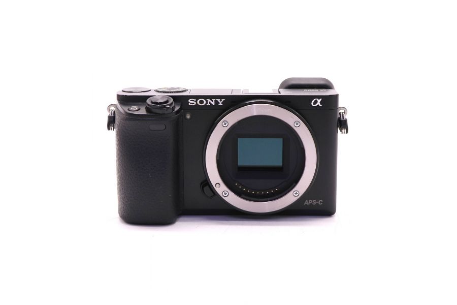 Sony A6000 ILCE-6000L body в упаковке черный (пробег 4900 кадра) 