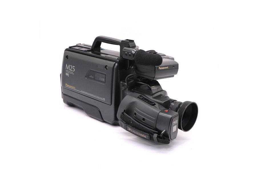 Видеокамера Panasonic M25