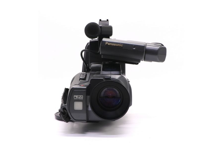 Видеокамера Panasonic M25