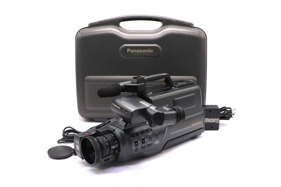 Видеокамера Panasonic M25
