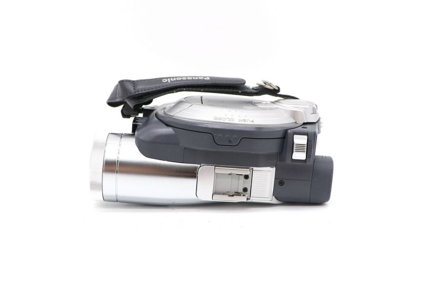 Видеокамера Panasonic VDR-M70GC