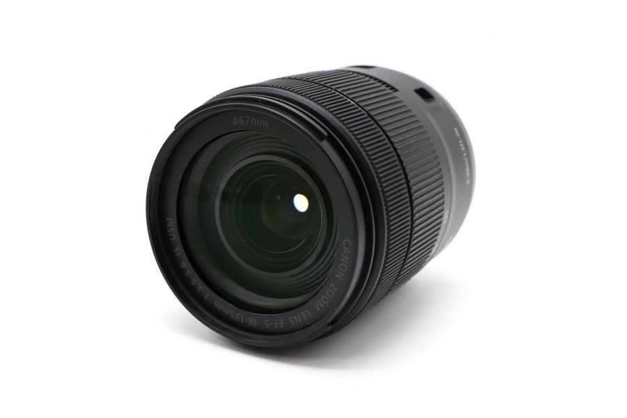 Canon EF-S 18-135mm 3.5-5.6 IS USM