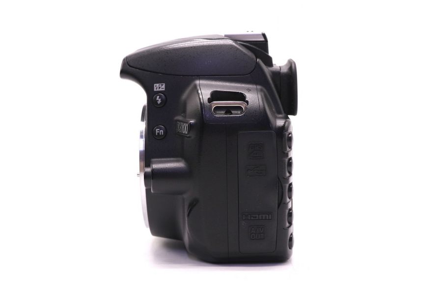 Nikon D3100 body (пробег 17505 кадров)