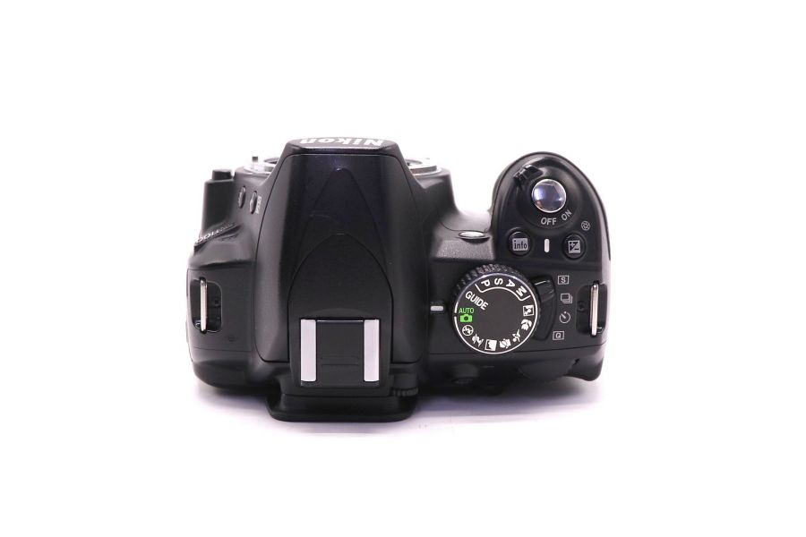 Nikon D3100 body (пробег 17505 кадров)