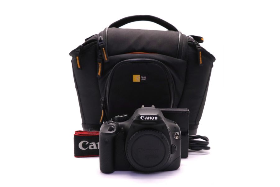 Canon EOS 550D body (пробег 625 кадров)