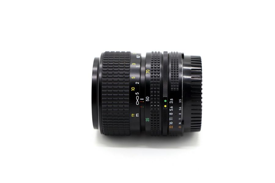 Nikon 35-70mm f/3.5-4.8 Zoom-Nikkor