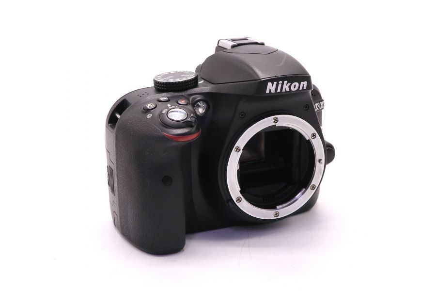 Nikon D3300 body в упаковке (пробег 7895 кадров)